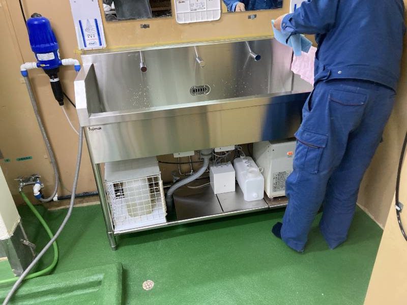 アイスクリーム工場　（千葉県冨里市）