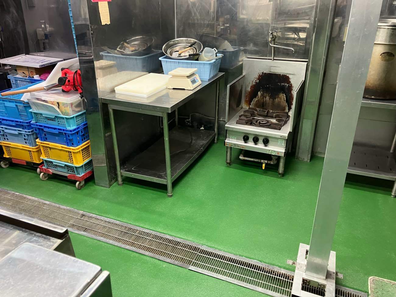食品加工工場（埼玉県戸田市）